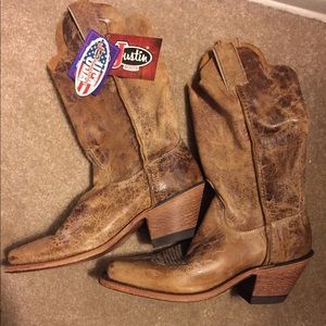 Justin Women’s Wildwood Western Boots